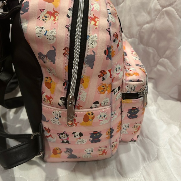 Disney Cats & Dogs Mini Backpack - Picture 3 of 9